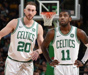 开云官网2026-从英超争冠到世界杯战场，当波兰铁骑在卡塔尔击碎的不只是足球