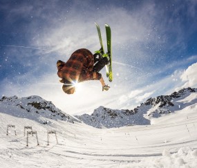 开云体育-2026世界杯之夜，卡马文加，在沉默中点燃法兰西的火焰