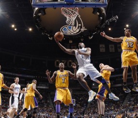 开云体育在线-当爱德华兹的狼嚎撕裂迈阿密之夜，爵士一波流带走热火的启示录