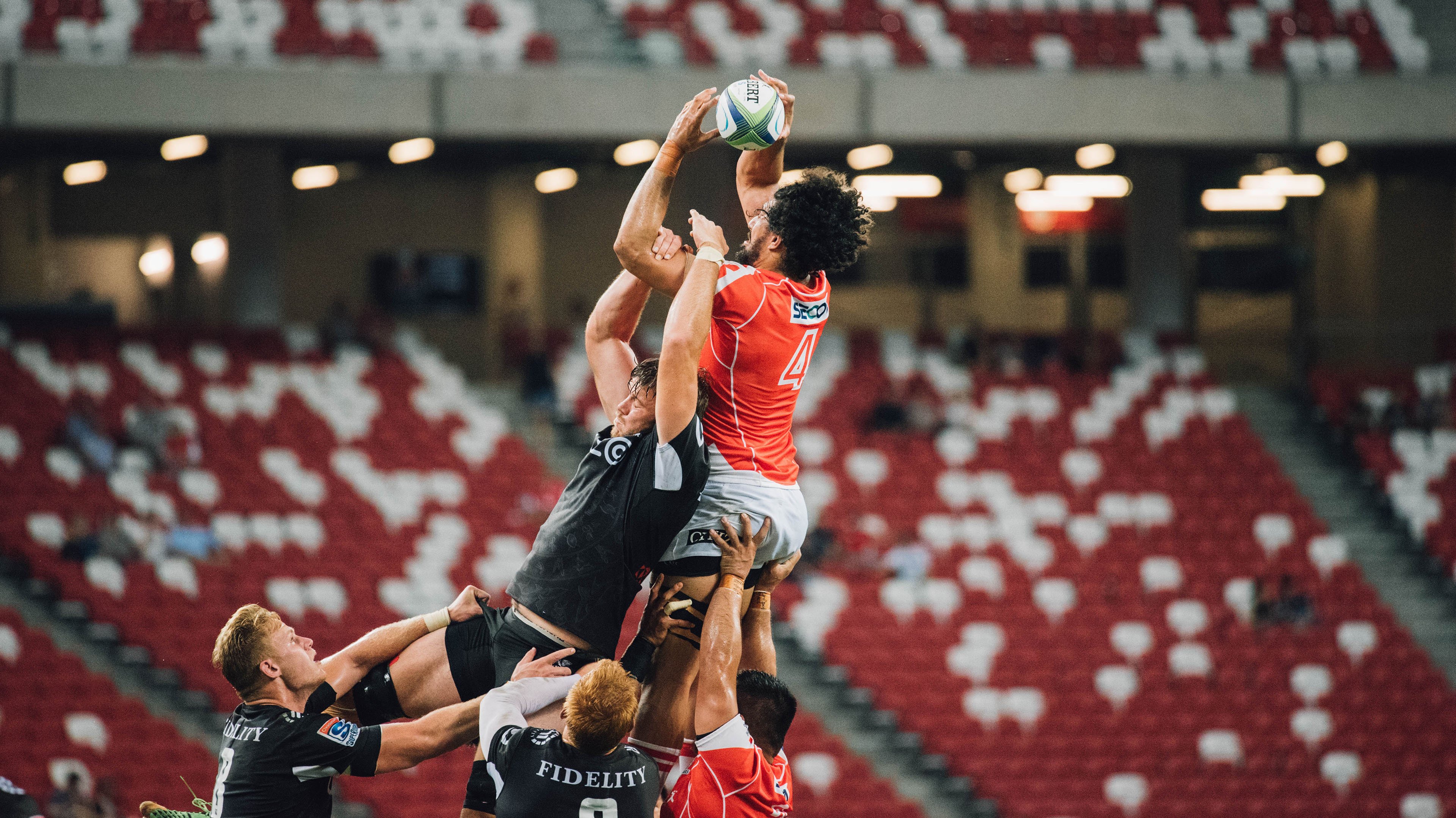 李刚仁攻防两端统治，秘鲁防守锁死爱尔兰，现代足球的战术镜像